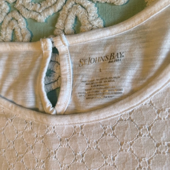 Lace cap sleeve T - Picture 2 of 6